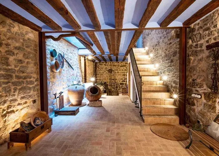 Cal Premset Turisme Rural Arnes
